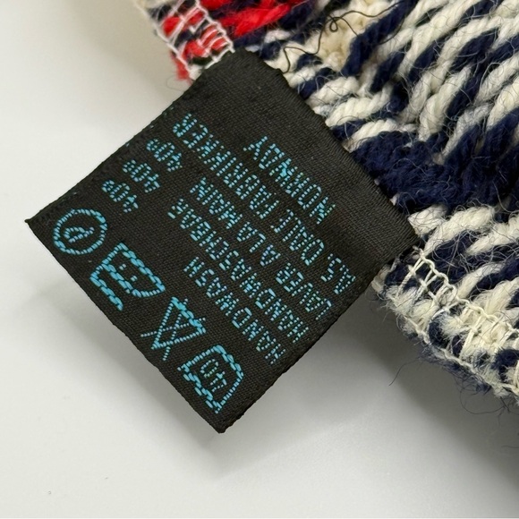 Dale of Norway Wool Knit Beanie Cream w/ Navy/Red Accents - Picture 6 of 7